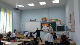 IMG-2af57fb551bb031e24d0422892a30903-V